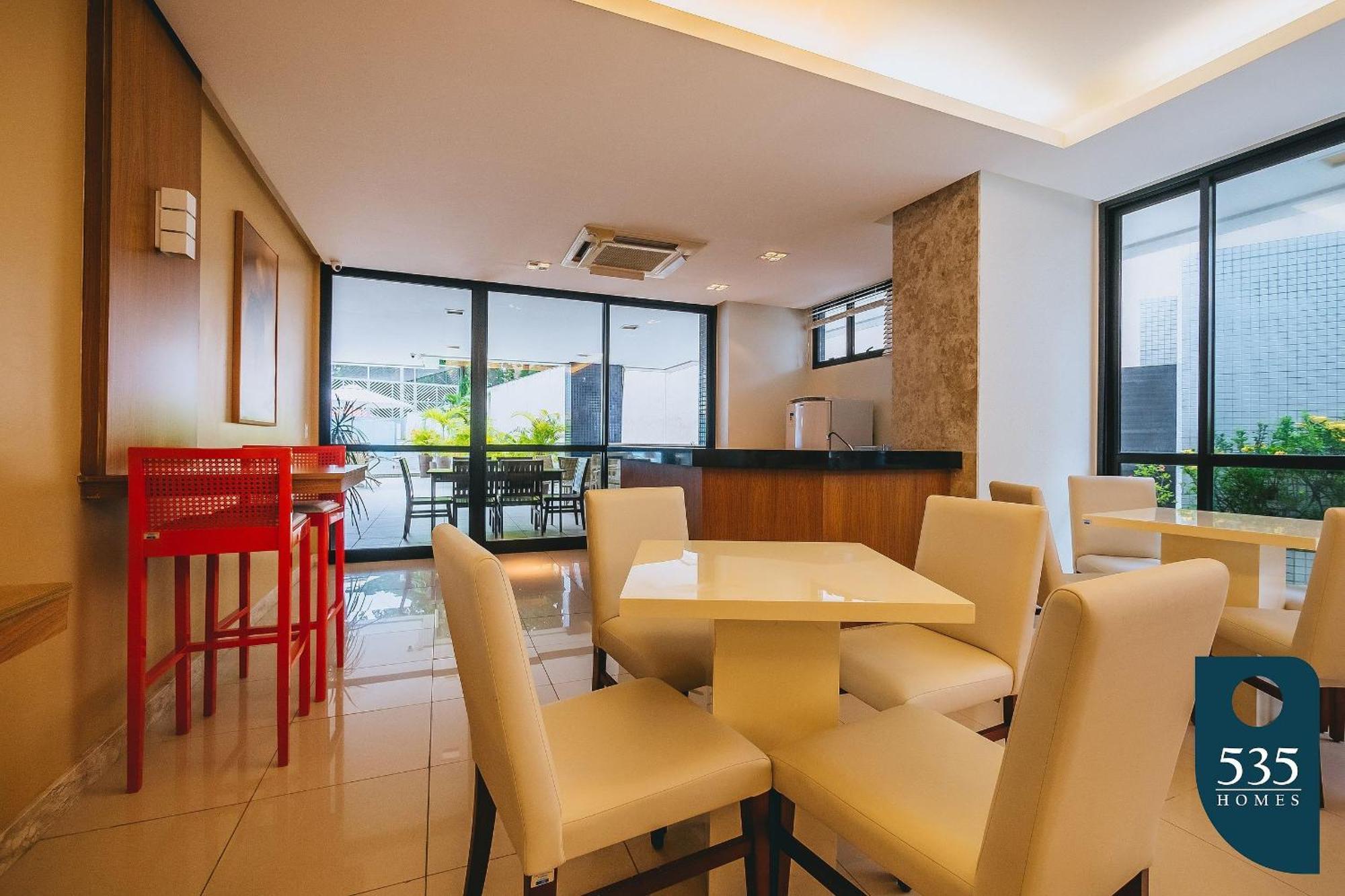 Ideal Em Ondina: Elegante E Bem Decorado *